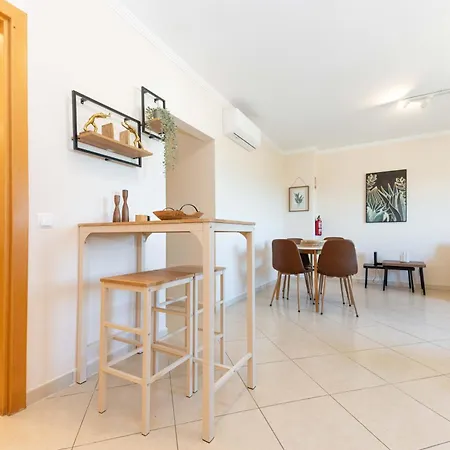 Apartment Azura By Algartur